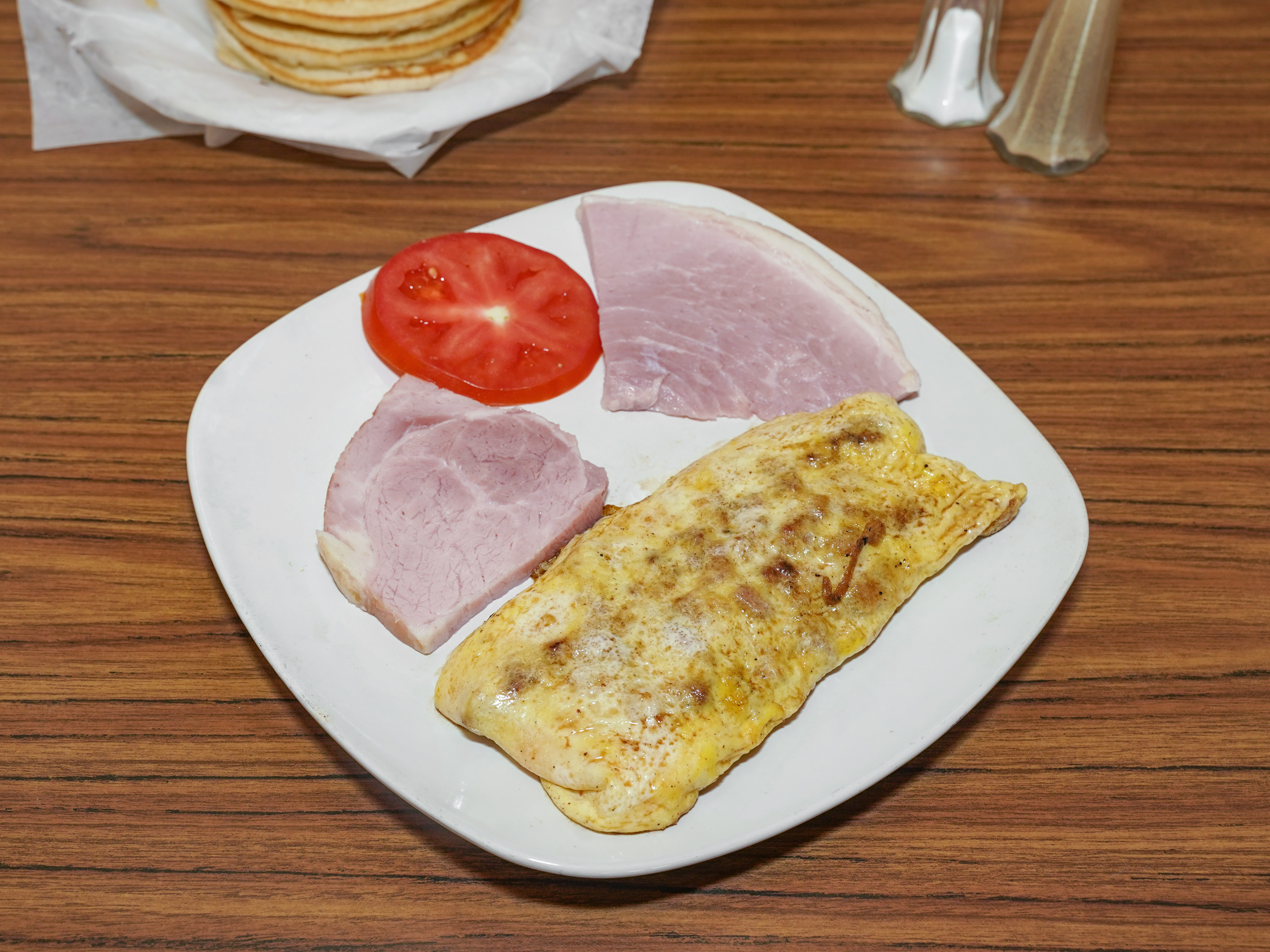 Order Ham Omelette food online from C & C Eatery store, Jacksonville on bringmethat.com