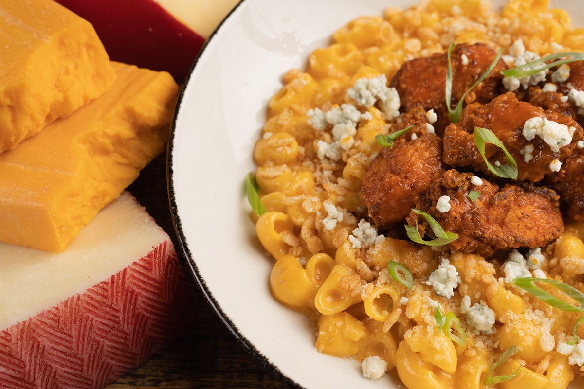 Order Bleu Buffalo Mac food online from Macs & Stacks store, Gainesville on bringmethat.com