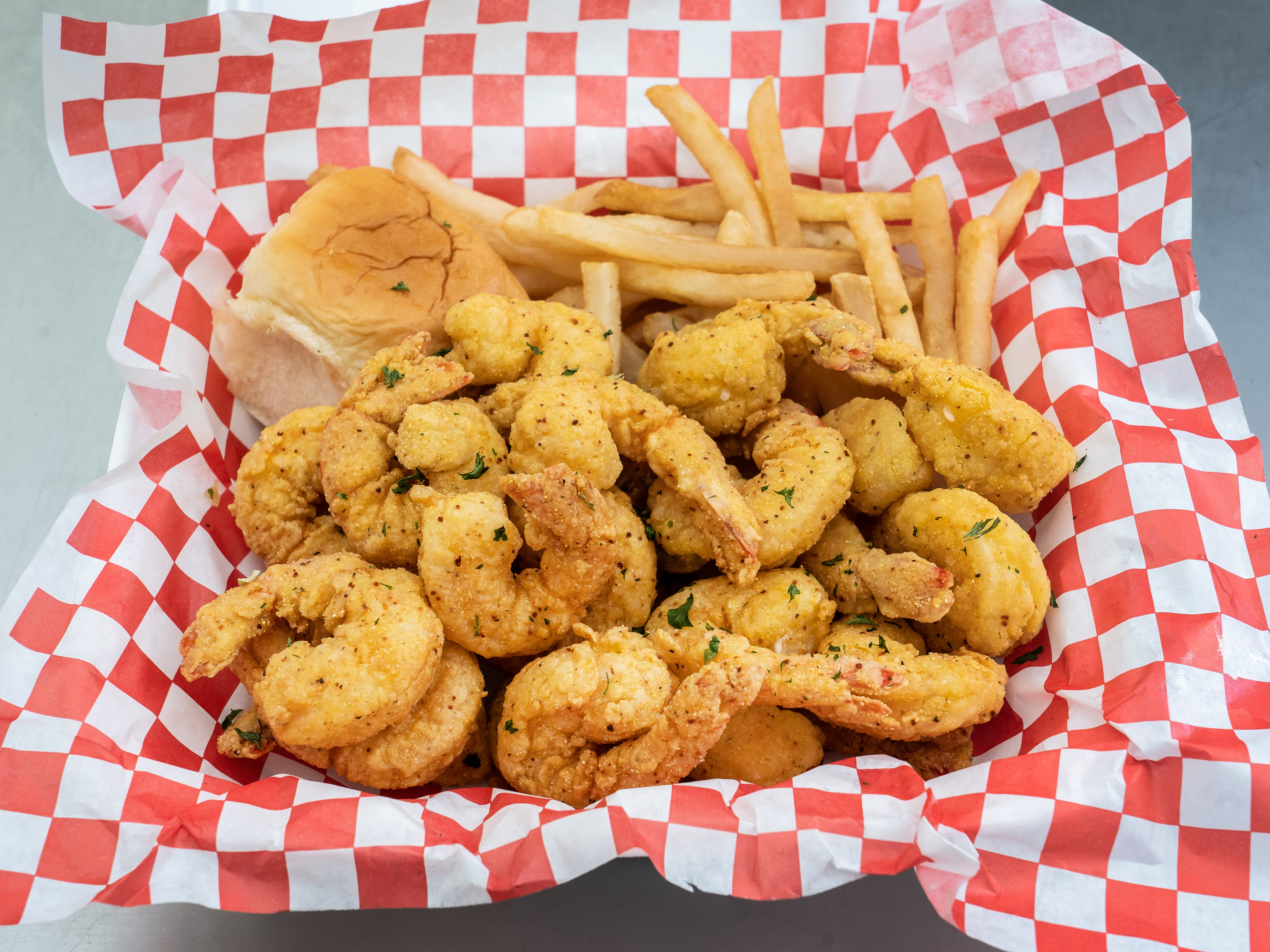 Order 7. Twenty Piece Medium Shrimp food online from Don Fish & Chicken store, Long Beach on bringmethat.com