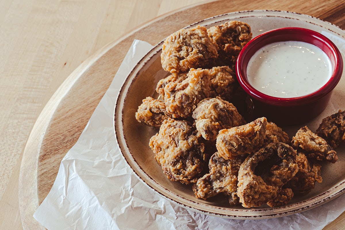 Order FRIED MUSHROOMS food online from Old Chicago 66 store, Lakewood on bringmethat.com