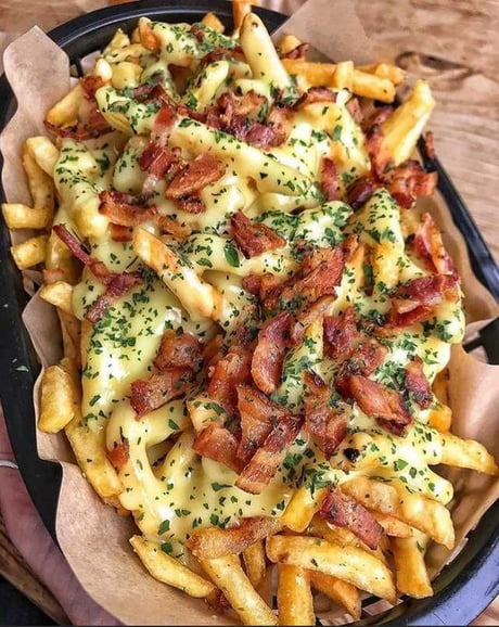 Order Bacon Fries with Nacho Cheese food online from Vernon Grill store, Vernon on bringmethat.com