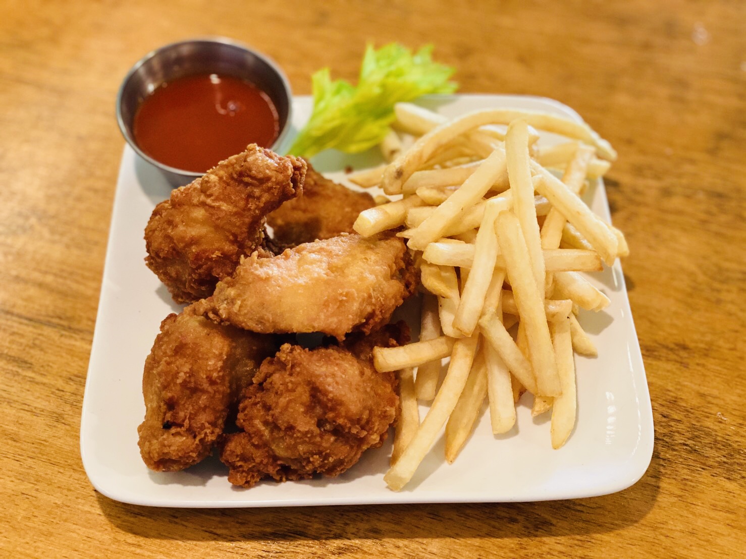 Order A23. Wings Fries Combo food online from Lum Dee Thai Cuisine store, Brooklyn on bringmethat.com