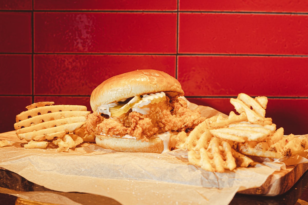 Order TWISTED TENDER SANDWICH food online from Old Chicago 66 store, Lakewood on bringmethat.com