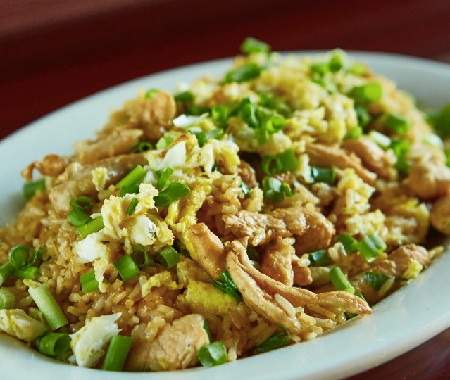 Order Arroz Chaufa de Pollo food online from Riko Peruvian Cuisine store, Queens on bringmethat.com