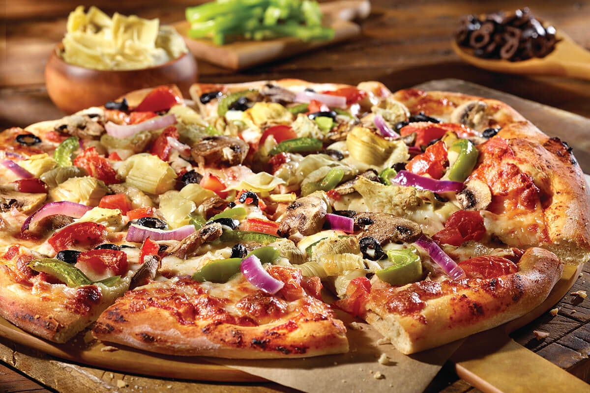 Order VEGGIE 7 PIZZA food online from Old Chicago 66 store, Lakewood on bringmethat.com