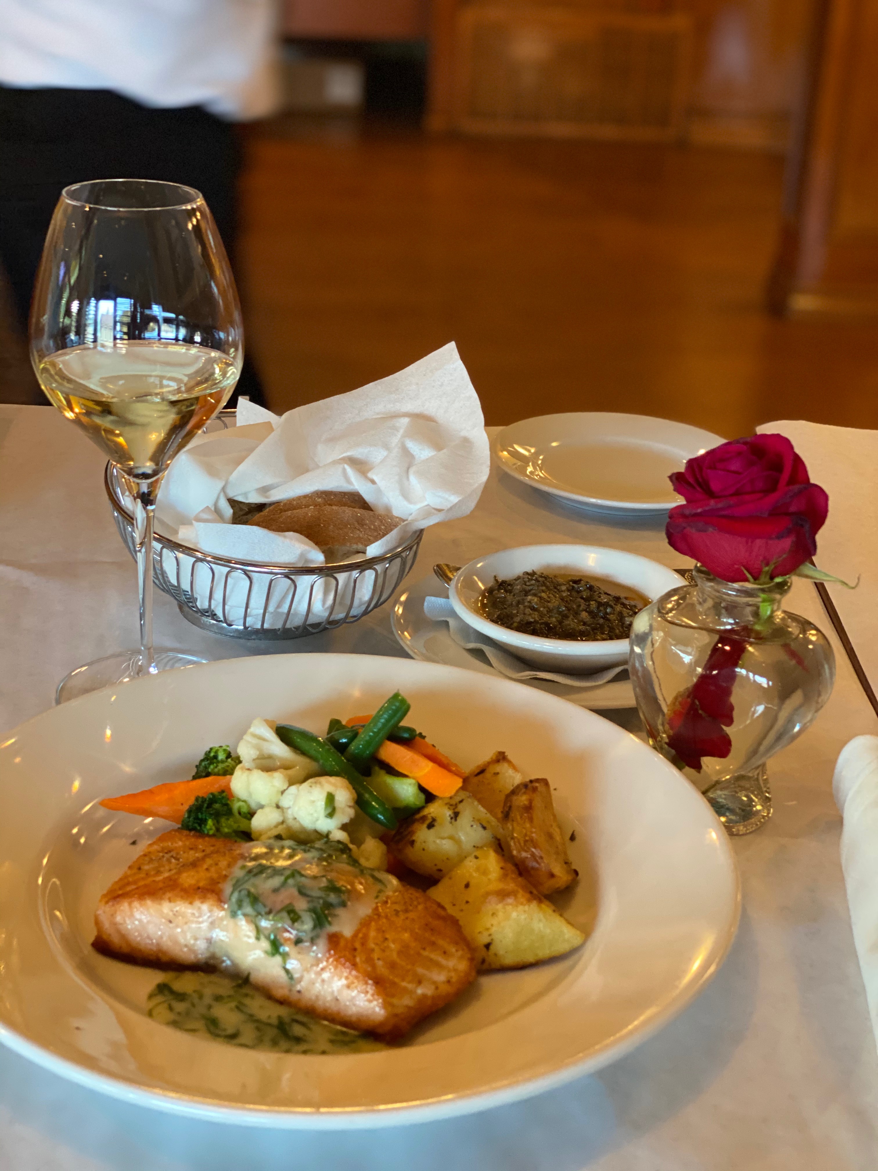 Order Salmone Selvatico food online from Tramonto Bistro store, Malibu on bringmethat.com