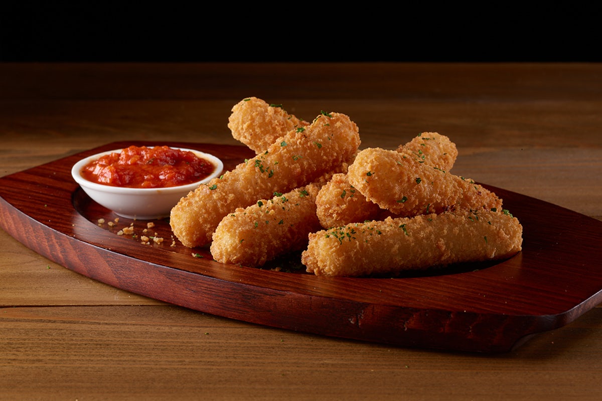Order Mozzarella Sticks food online from Ruby Tuesday store, Thomasville on bringmethat.com