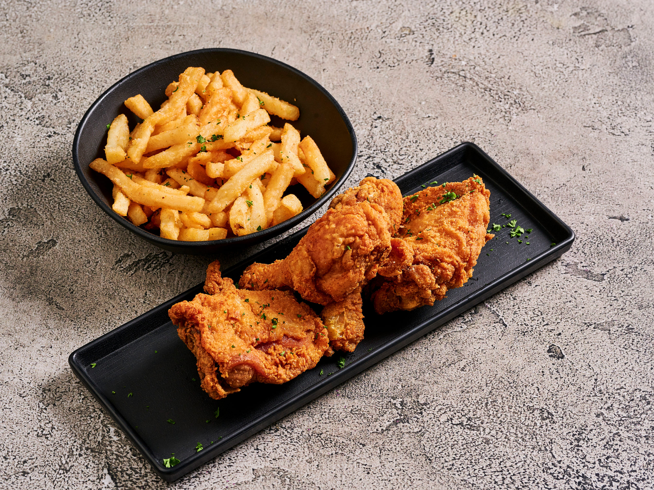 Order 4 Pieces Fried Chicken Mix food online from Fat Fish store, Upper Marlboro on bringmethat.com