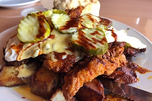 Order Nashville Hot Chicken Hash food online from Berry Fresh Cafe store, Jupiter on bringmethat.com
