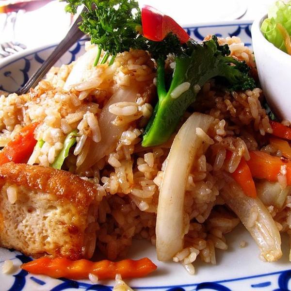 Order Siam Fried Rice food online from Pad Thai store, Quincy on bringmethat.com