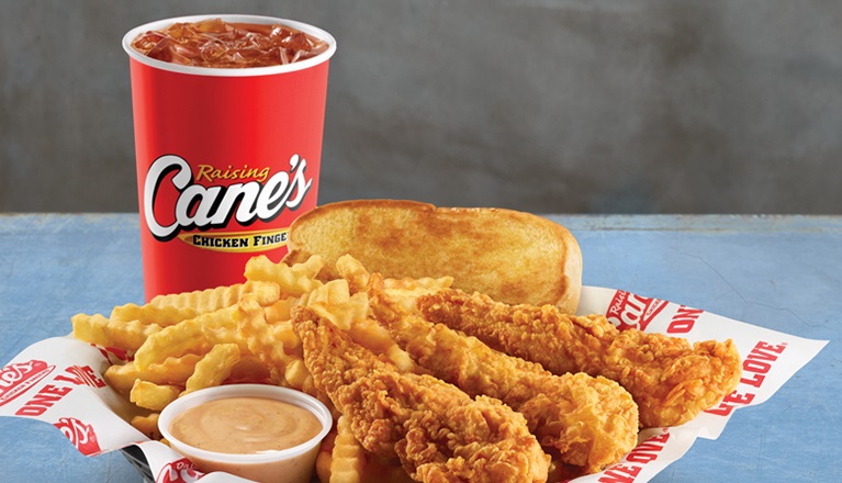 Order The 3 Finger Combo food online from Raising Cane's Chicken Fingers store, Anchorage on bringmethat.com