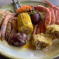 Order Chargrilled Snow Crab Platter food online from Boil Seafood House store, New Orleans on bringmethat.com