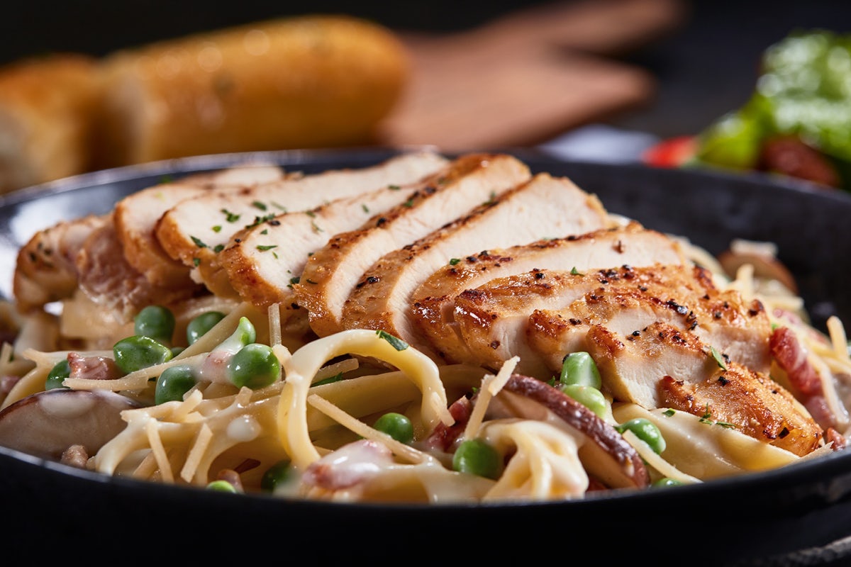 Order Chicken Carbonara food online from Ruby Tuesday store, Thomasville on bringmethat.com