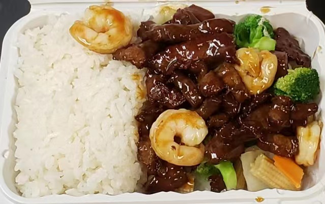 Order Beef & Shrimp Teriyaki 铁板牛虾 food online from Sake store, Lexington Park on bringmethat.com