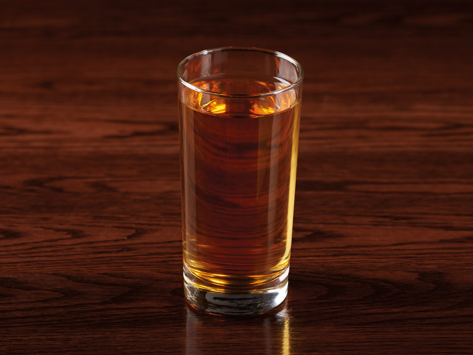 Order Apple Juice food online from Hy-Vee Mealtime store, Sioux City on bringmethat.com