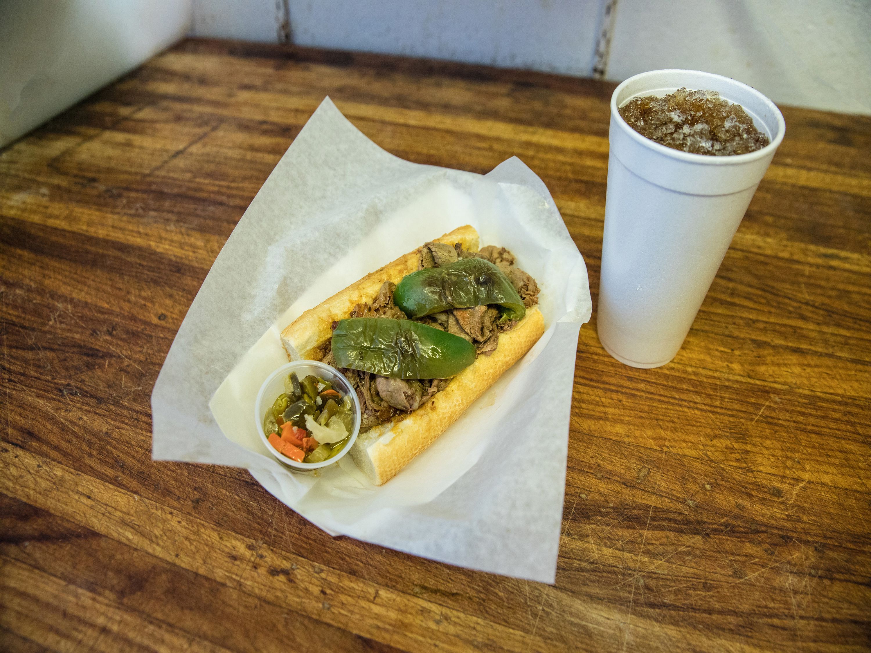 Order #3. Italian Beef Combo food online from Scotty Hot Dogs store, Round Lake Beach on bringmethat.com