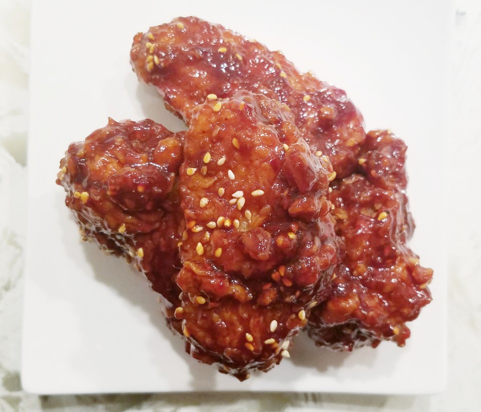 Order Korean Wings, 6 pc food online from Chefs Kitchen To-Go store, Moreno Valley on bringmethat.com