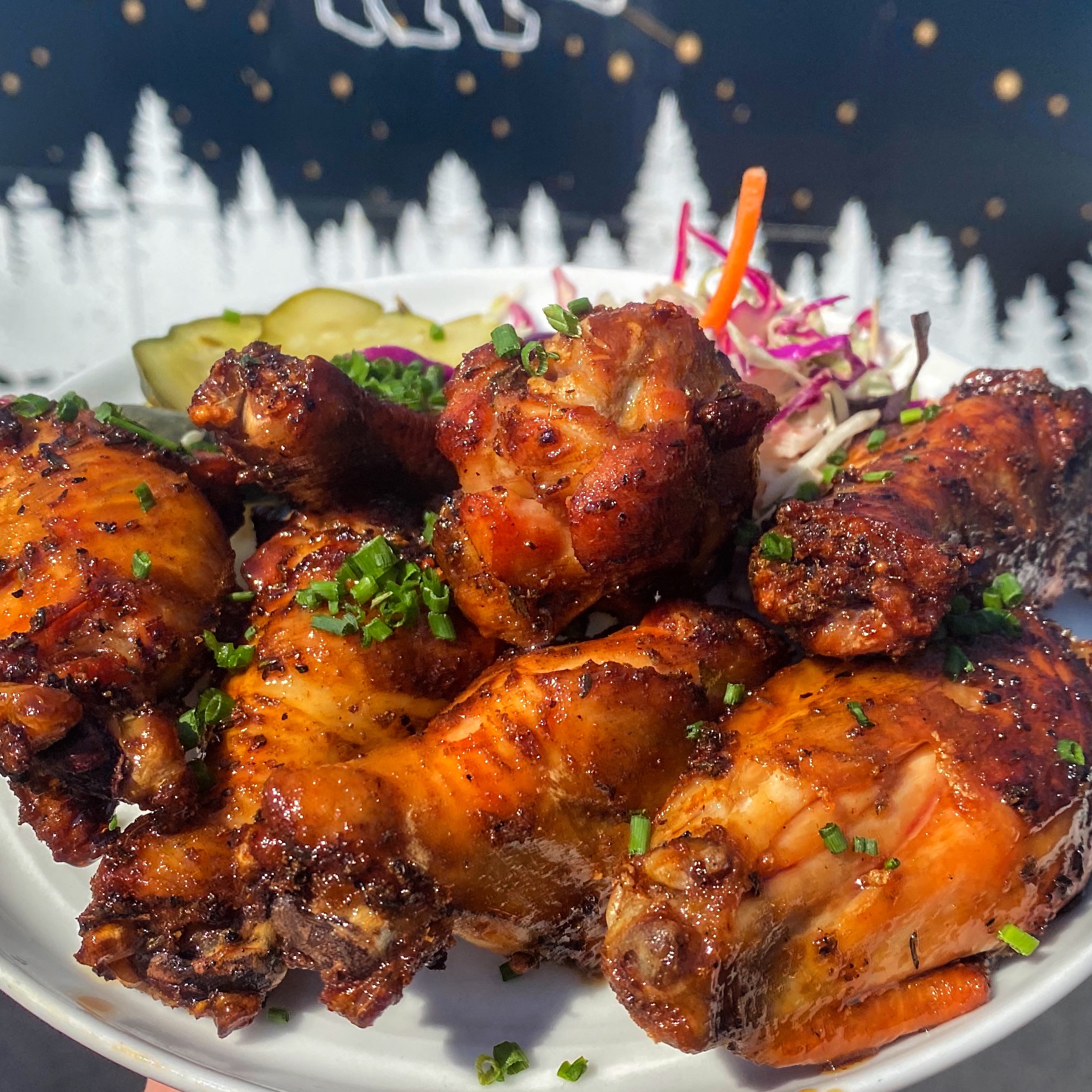 Order 1 lb. Smoked Chicken Wings food online from Great Northern Bbq store, Providence on bringmethat.com