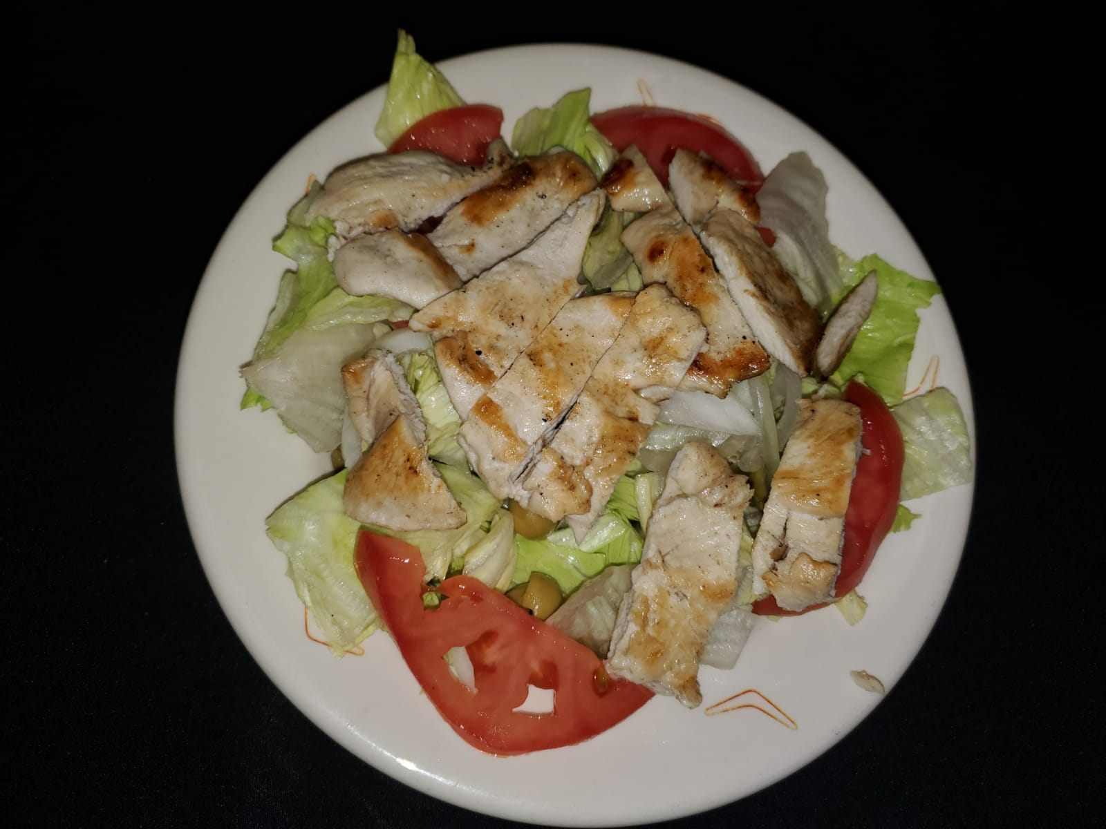 Order Ensalada de Pollo food online from La Teresita Restaurant store, Pinellas Park on bringmethat.com