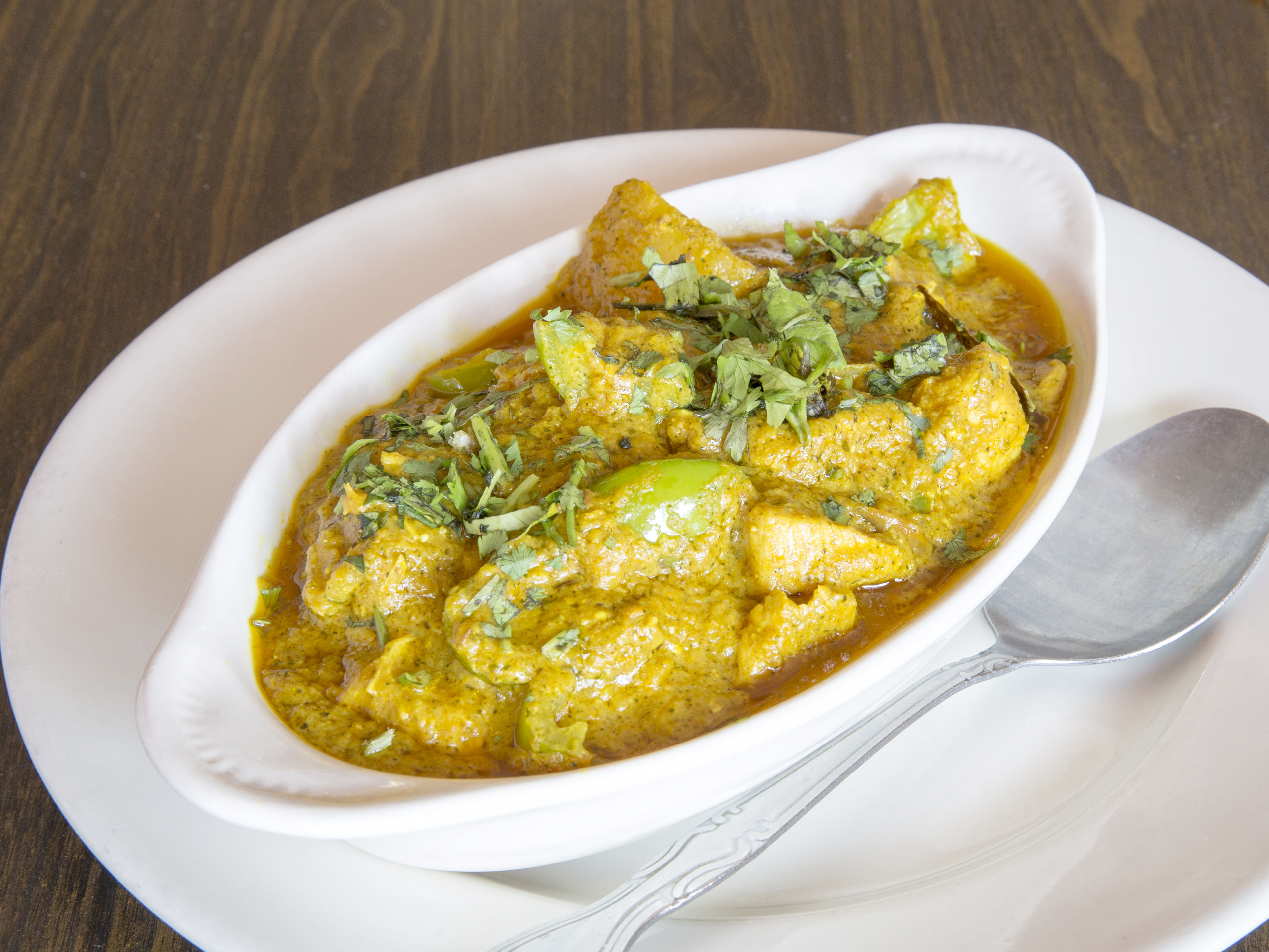 Order Jalfrazie Curry Entree food online from India's Flavor - Sparr Heights store, Glendale on bringmethat.com