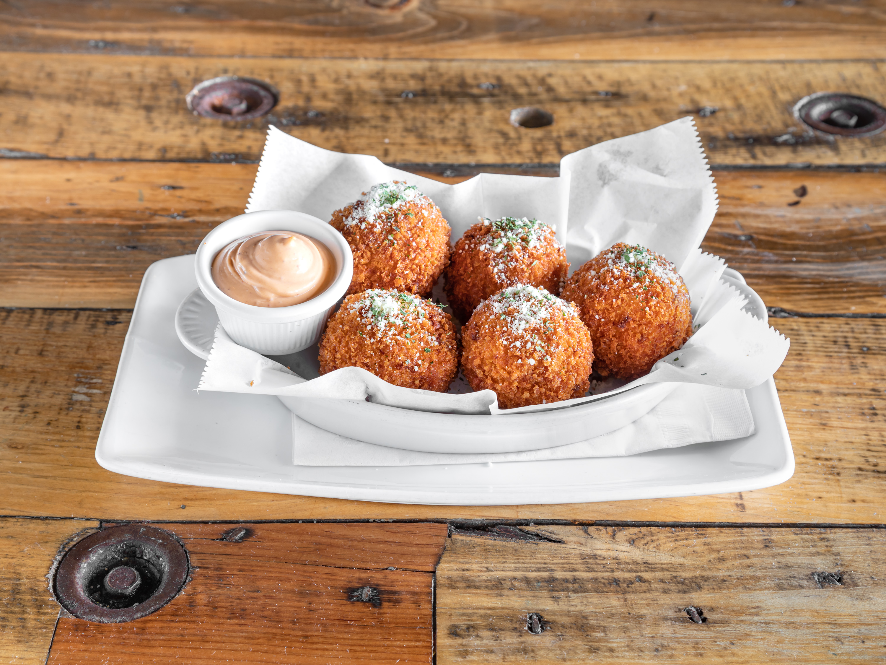 Order CRISPY MAC & CHEESE BALLS food online from Keg & Lantern Brewing store, Brooklyn on bringmethat.com