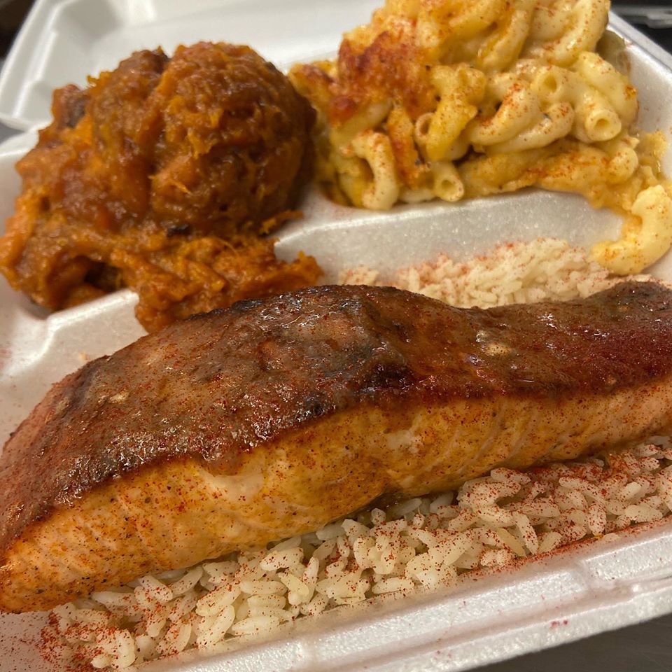 Order 8 oz. Salmon Alfredo food online from Sicklerville Soul Food store, Sicklerville on bringmethat.com