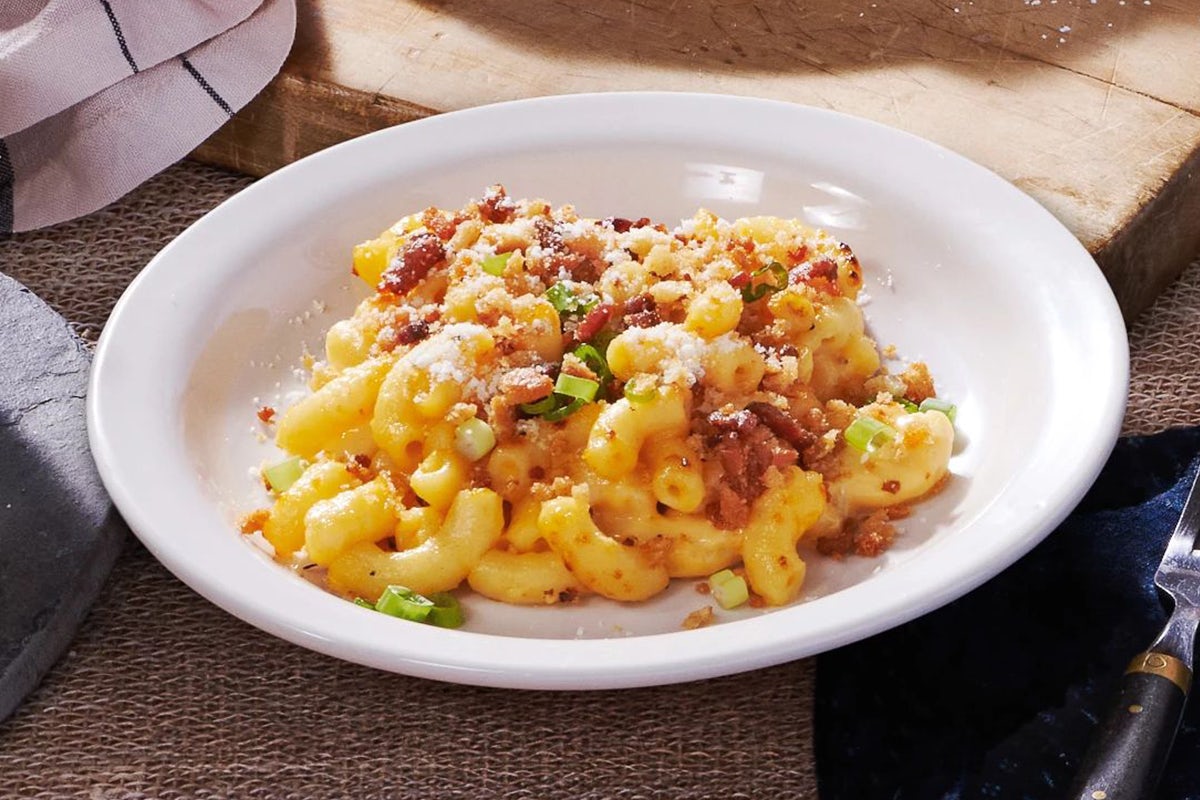 Order Bacon Mac n’ Cheese food online from Cracker Barrel store, Rochester on bringmethat.com