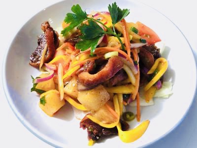 Order Duck Salad food online from Lum Dee Thai Cuisine store, Brooklyn on bringmethat.com