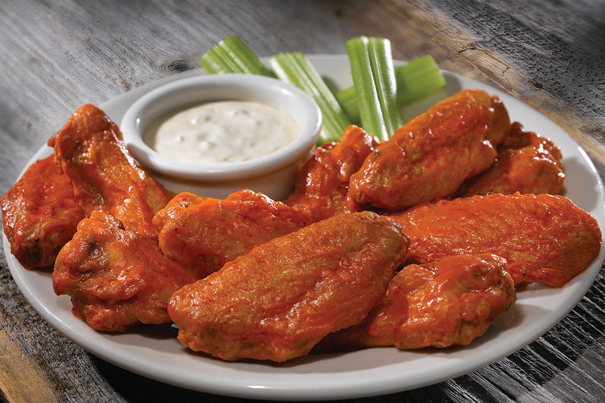Order *GS* CLASSIC CHICKEN WINGS TALL food online from Old Chicago 66 store, Lakewood on bringmethat.com