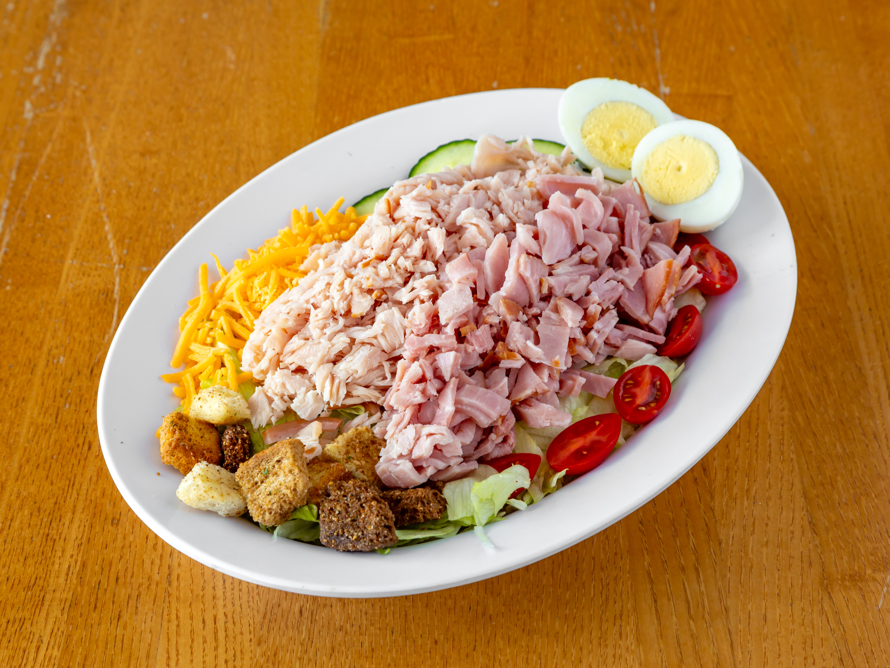 Order Chef Salad food online from Joshua's Kitchen store, Mulberry on bringmethat.com